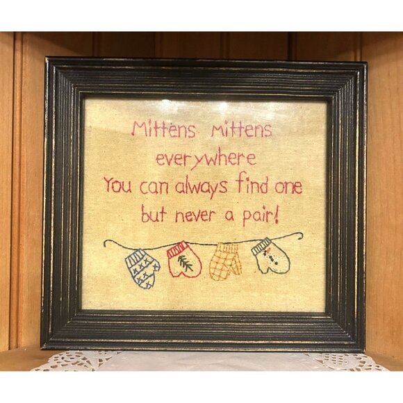 Vintage Framed Embroidered Wall Art Mittens Rustic Primitive Winter Wall Decor - Picture 1 of 4